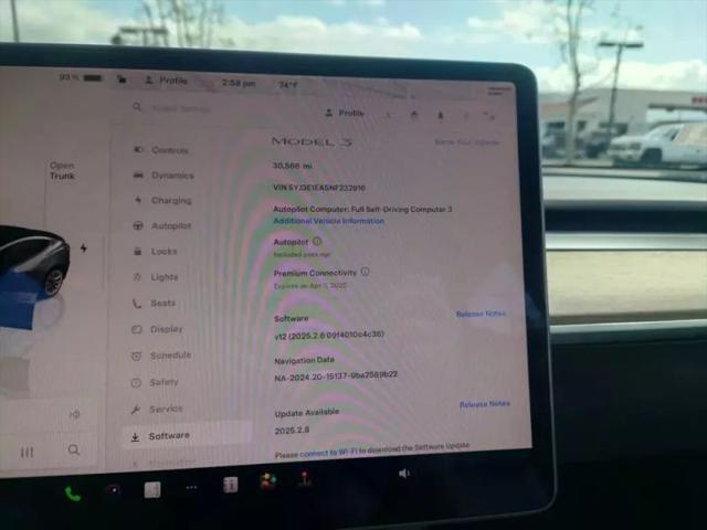 2022 Tesla Model 3 Rear-Wheel Drive