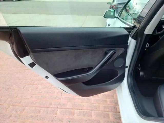 2021 Tesla Model 3 Standard Range Plus Rear-Wheel Drive