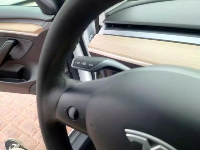 2021 Tesla Model 3 Standard Range Plus Rear-Wheel Drive