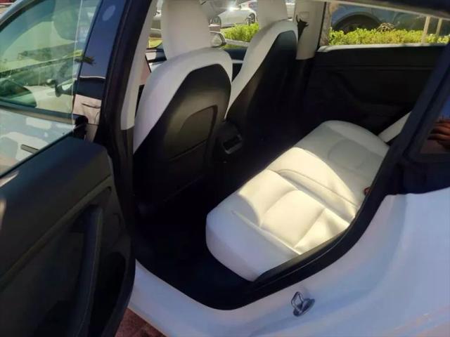 2022 Tesla Model 3 Long Range Dual Motor All-Wheel Drive