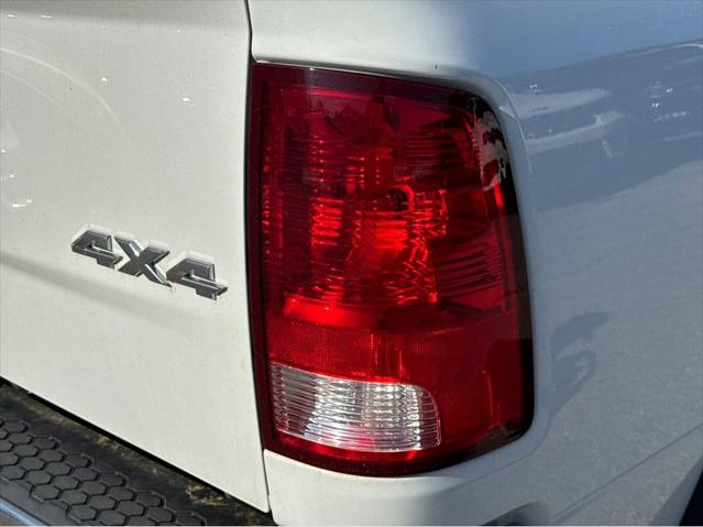 2020 RAM 1500 Classic Tradesman Crew Cab 4x4 57 Box