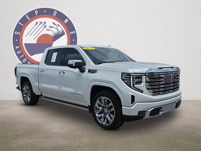 2023 GMC Sierra 1500 4WD Crew Cab Short Box Denali
