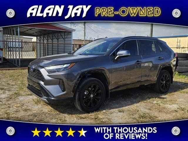 2024 Toyota RAV4 Hybrid SE