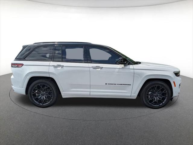 2025 Jeep Grand Cherokee Summit Reserve 4x4