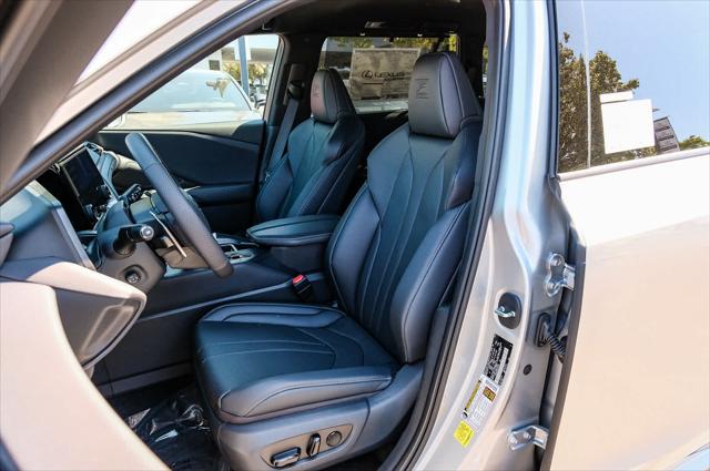 2025 Lexus TX 500h F SPORT Premium