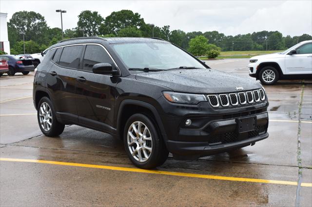 2023 Jeep Compass Latitude Lux FWD