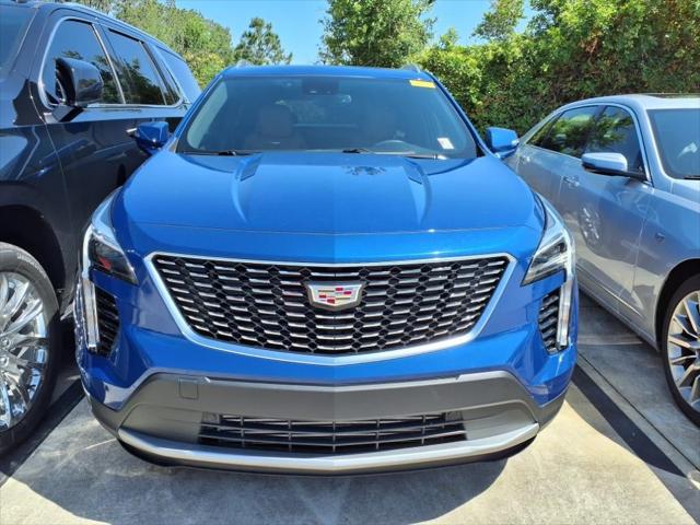2022 Cadillac XT4 FWD Premium Luxury