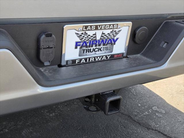 2025 GMC Sierra 1500 2WD Crew Cab Short Box Pro