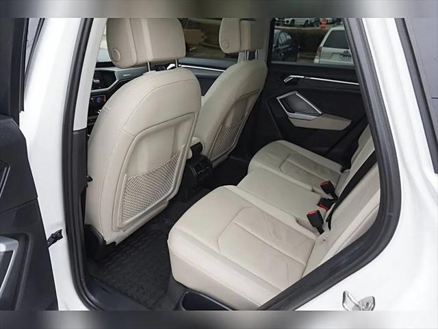2020 Audi Q3 Premium Plus 45 TFSI S line quattro Tiptronic