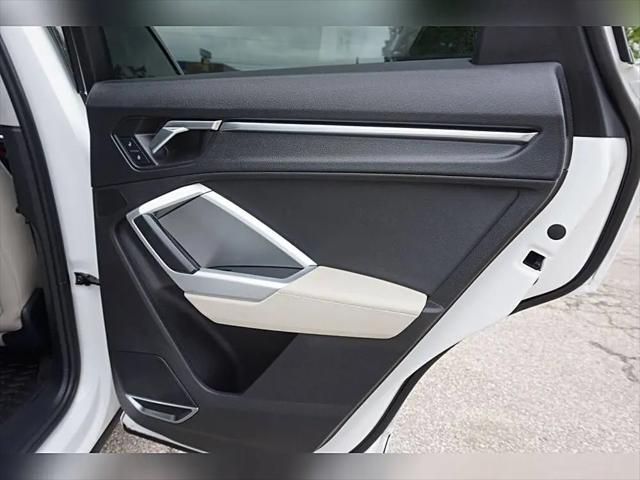 2020 Audi Q3 Premium Plus 45 TFSI S line quattro Tiptronic