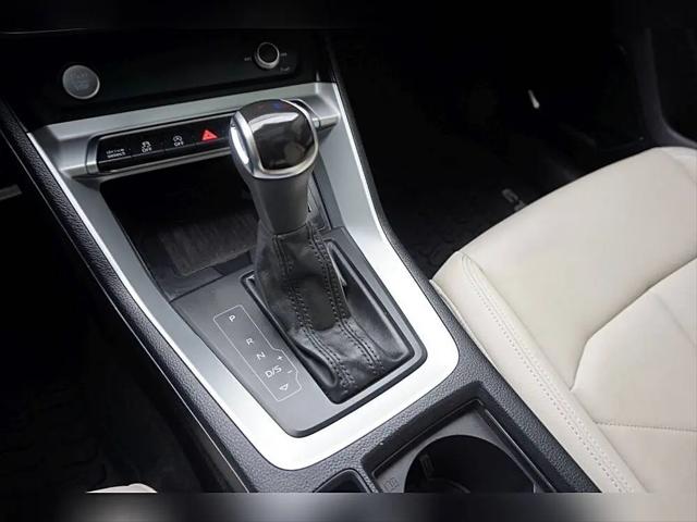 2020 Audi Q3 Premium Plus 45 TFSI S line quattro Tiptronic