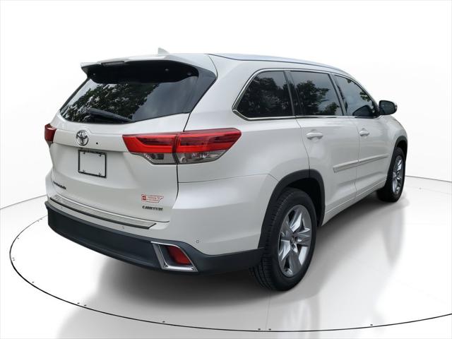 2017 Toyota Highlander Limited