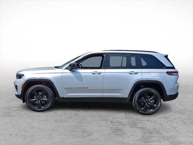 2022 Jeep Grand Cherokee Altitude 4x4