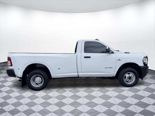 2022 RAM 3500 Tradesman Regular Cab 4x4 8 Box
