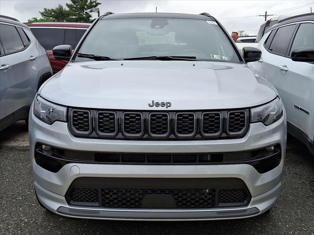 2025 Jeep Compass COMPASS LIMITED 4X4