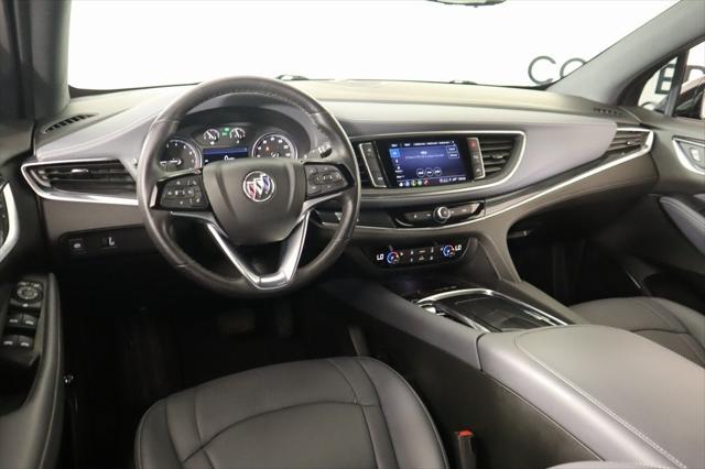 2024 Buick Enclave Essence FWD