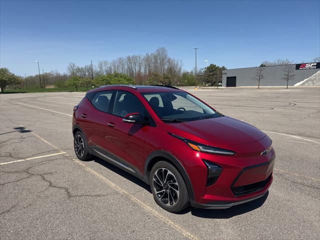 Used 2022 Chevrolet Bolt EUV Premier with VIN 1G1FZ6S03N4116169 for sale in Waterford, MI