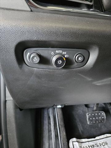 2020 Chevrolet Traverse AWD LT Cloth