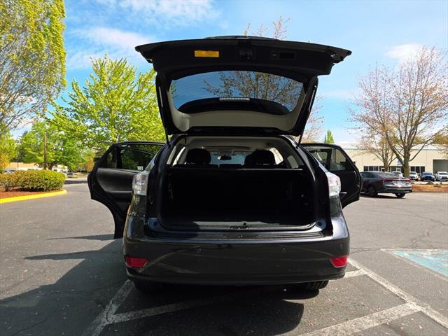 2011 Lexus RX 350 AWD / NAVi / Back-Up CAM / Sun Roof / 1-OWNER