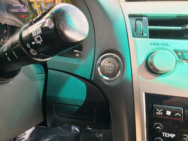 2011 Lexus RX 350 AWD / NAVi / Back-Up CAM / Sun Roof / 1-OWNER