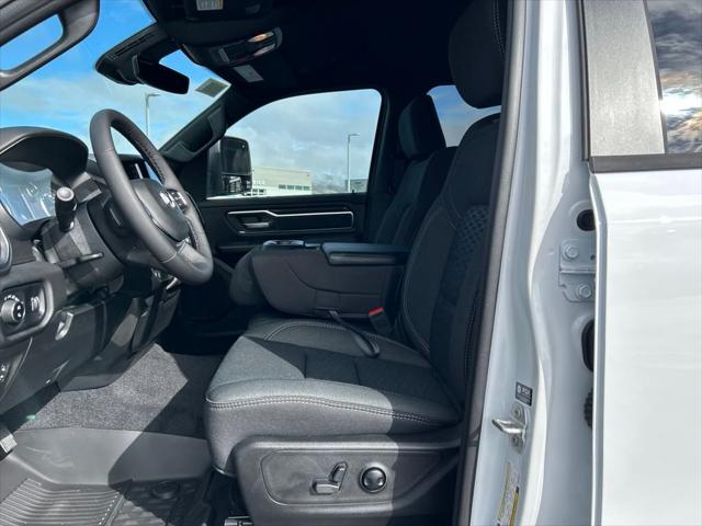 2025 Ram 1500 Big Horn Crew Cab 4x4 57 Box