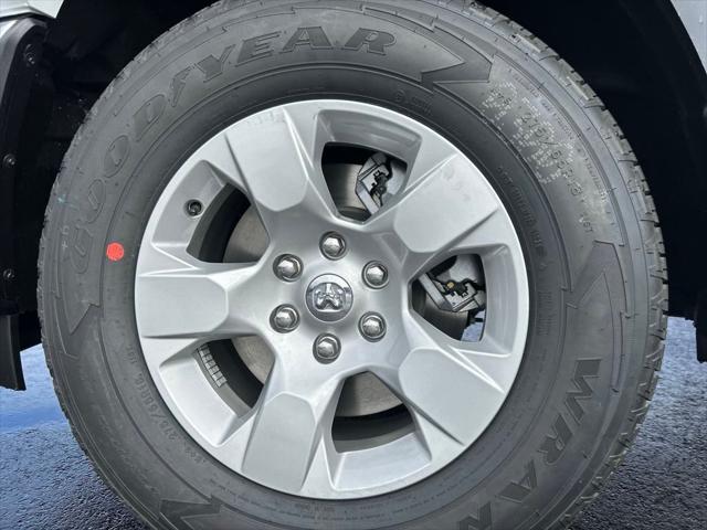 2025 Ram 1500 Big Horn Crew Cab 4x4 57 Box
