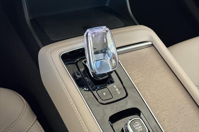 2025 Volvo XC90 B6 Core