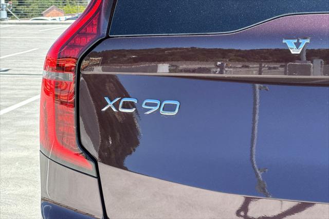 2025 Volvo XC90 B6 Core