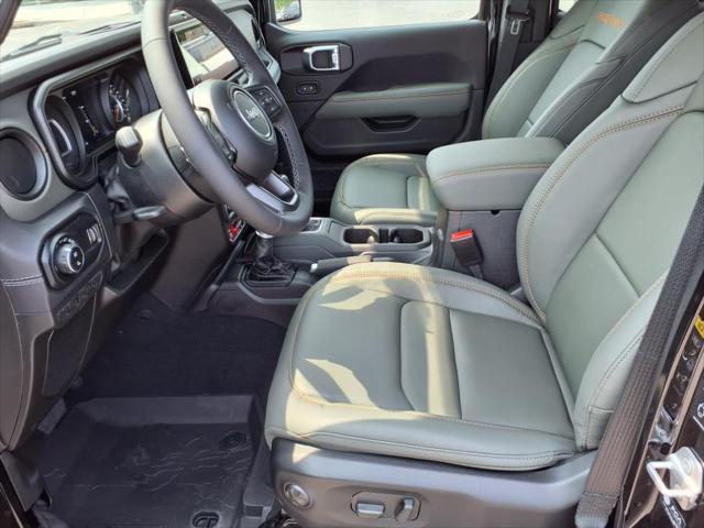 2025 Jeep Gladiator GLADIATOR MOJAVE X 4X4