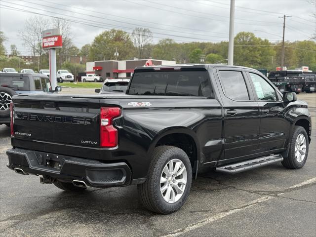 2021 Chevrolet Silverado 1500 4WD Crew Cab Standard Bed Custom