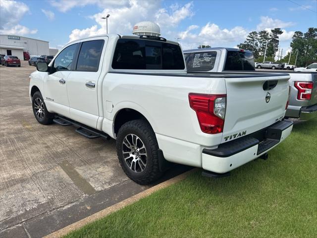 2021 Nissan TITAN Crew Cab SV 4x4