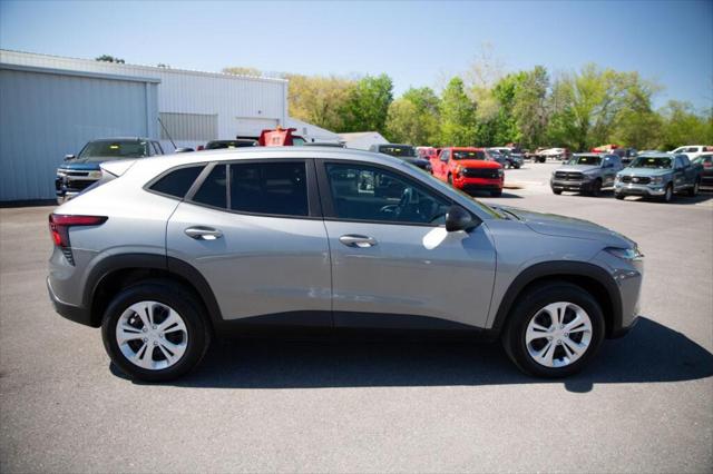 2024 Chevrolet Trax FWD SP