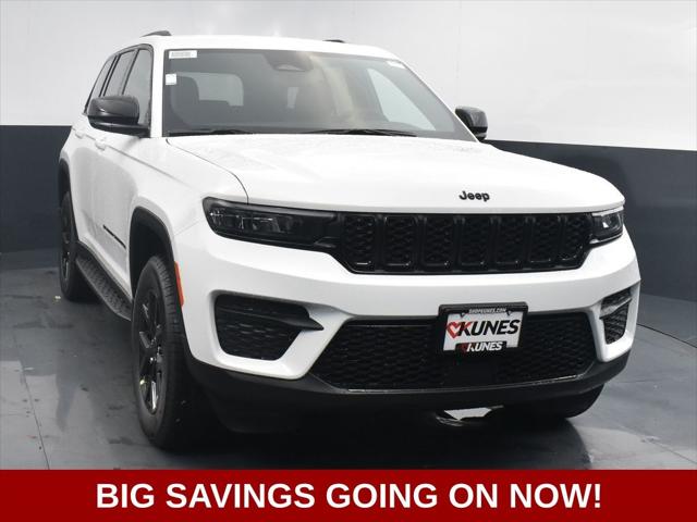 2025 Jeep Grand Cherokee GRAND CHEROKEE ALTITUDE 4X4