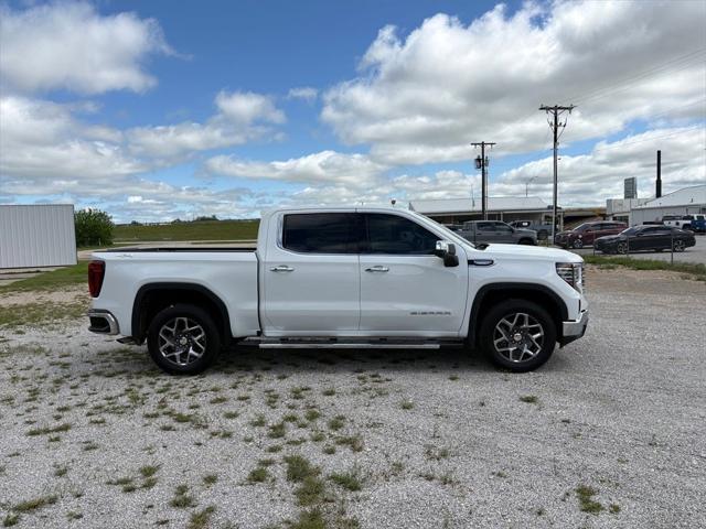 2024 GMC Sierra 1500 4WD Crew Cab Short Box SLT
