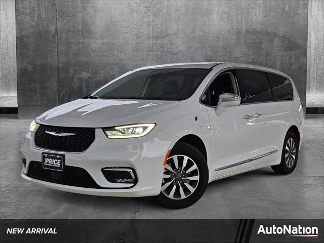 2022 Chrysler Pacifica Hybrid Limited