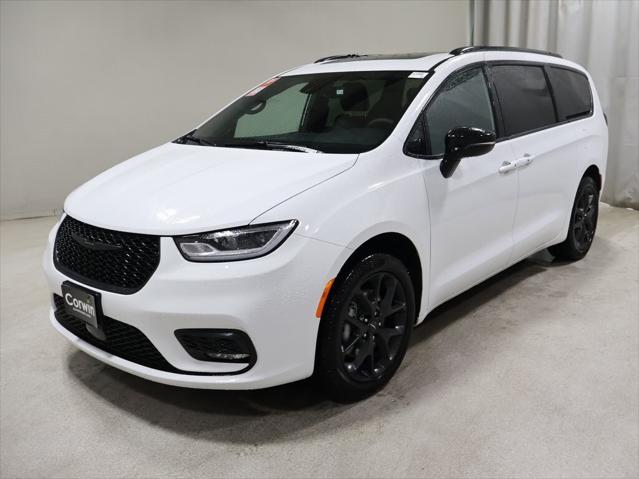 2025 Chrysler Pacifica PACIFICA LIMITED AWD