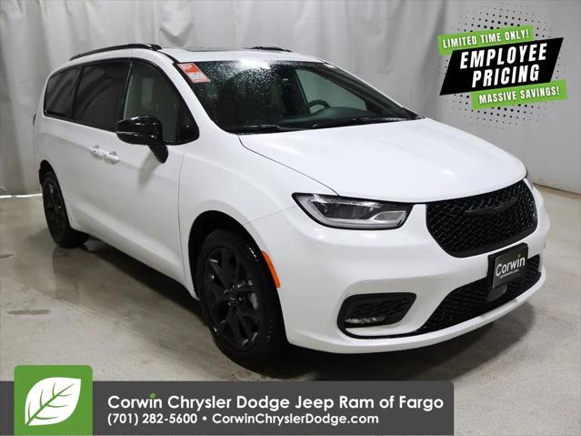 2025 Chrysler Pacifica PACIFICA LIMITED AWD