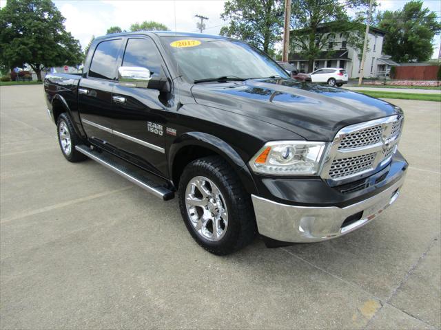 2017 RAM 1500 Laramie Crew Cab 4x4 57 Box