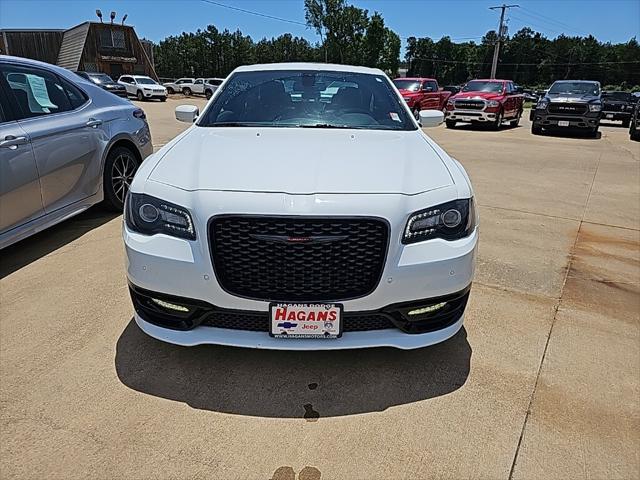 2022 Chrysler 300 S