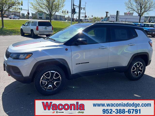 2025 Jeep Compass COMPASS TRAILHAWK 4X4
