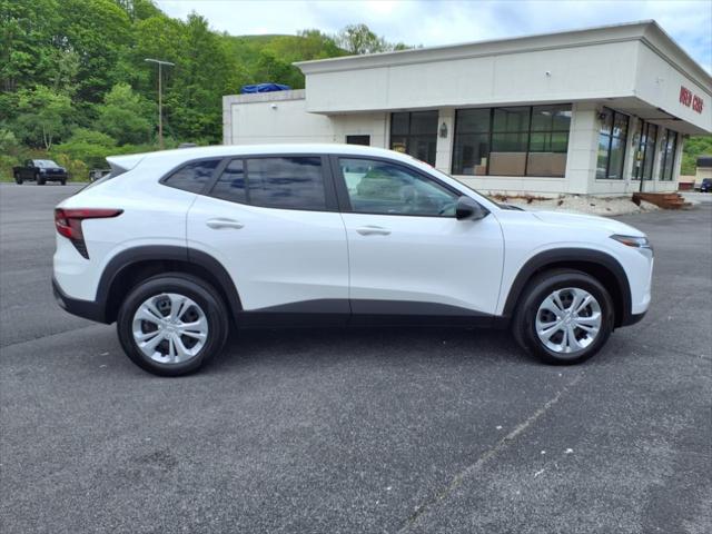 2025 Chevrolet Trax FWD LS