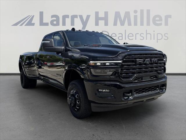 2025 RAM Ram 3500 RAM 3500 LIMITED CREW CAB 4X4 8 BOX