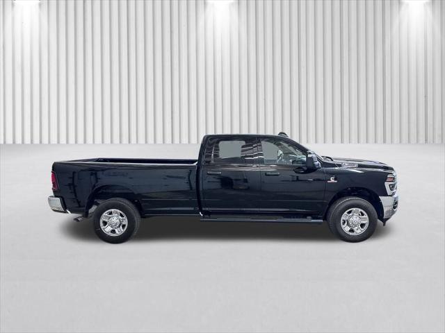 2025 RAM Ram 3500 RAM 3500 TRADESMAN CREW CAB 4X4 8 BOX