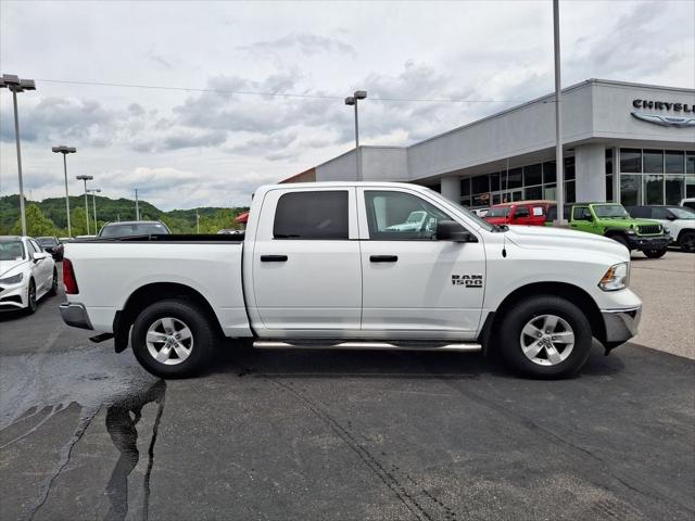 2022 RAM 1500 Classic Tradesman Crew Cab 4x4 57 Box