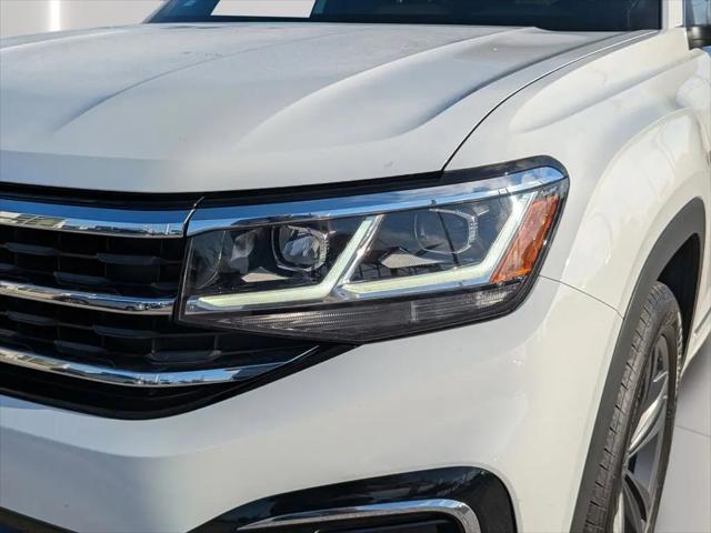 2022 Volkswagen Atlas Cross Sport 2.0T SEL R-Line