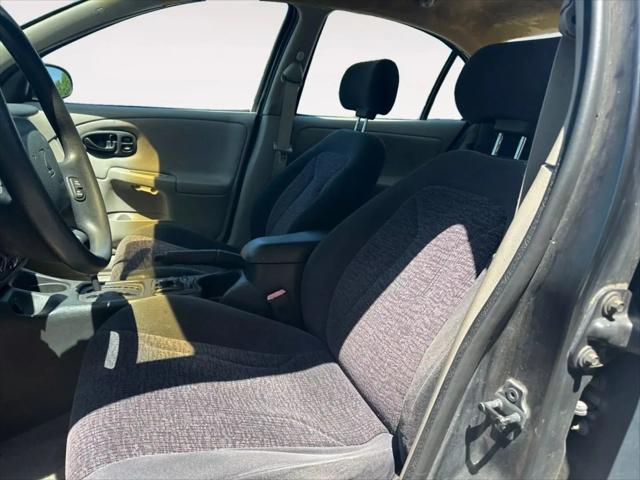 2002 Saturn S-Series SL1