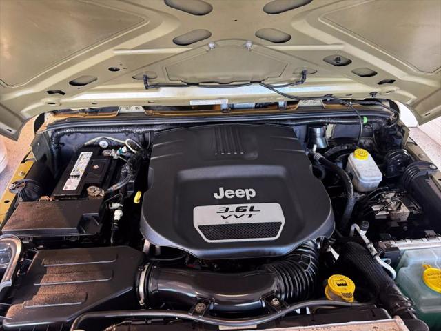 2013 Jeep Wrangler Unlimited Sport