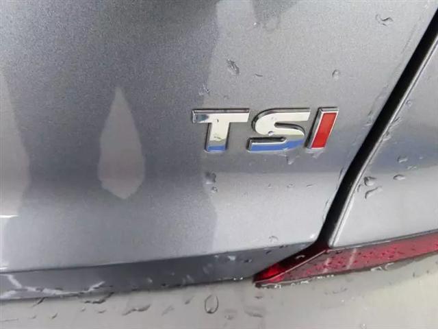 2018 Volkswagen Passat 2.0T R-Line