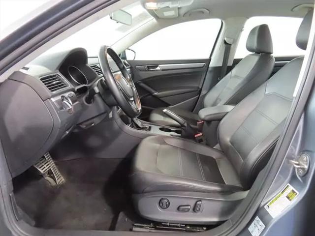 2018 Volkswagen Passat 2.0T R-Line
