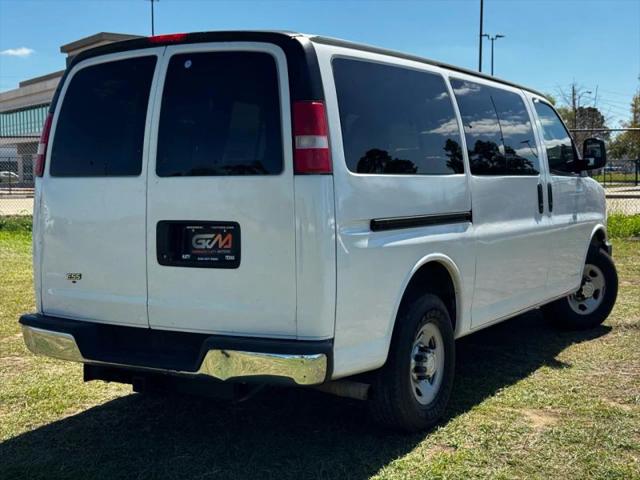 2017 Chevrolet Express LT